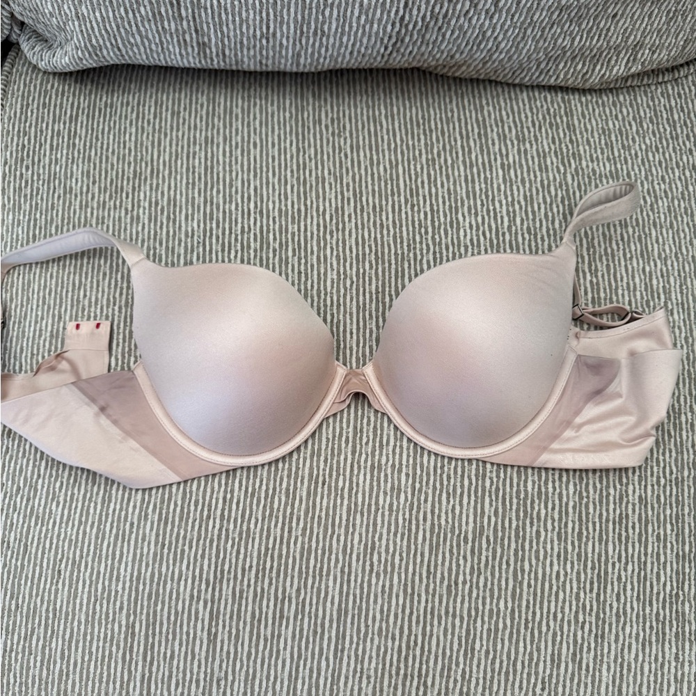 SPANX Cream Smooth Cup Bra Intimates